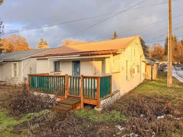 350 N  Walnut St, Colville, WA 99114