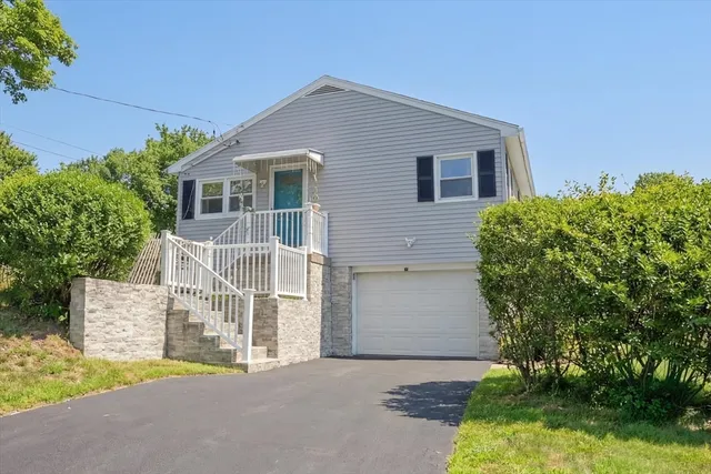 32 Josephine Ave, Methuen, MA 01844