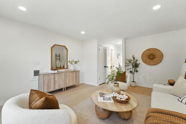2180 Luz Ave, San Jose, CA 95116