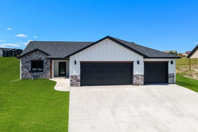 3333 Ping Dr, Rapid City, SD 57703