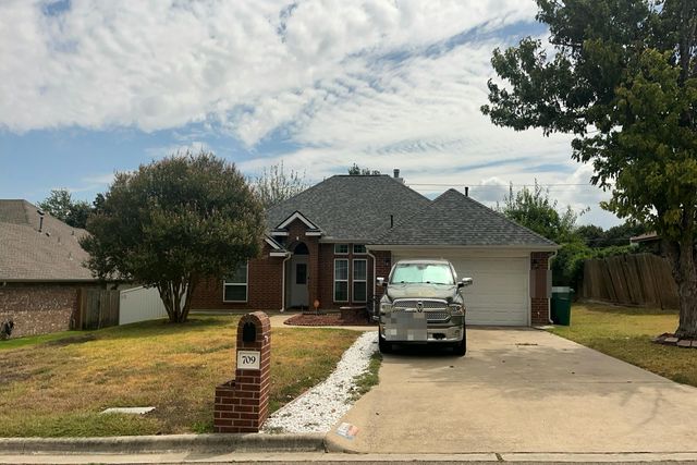 709 Paintbrush Dr, Harker Heights, TX 76548