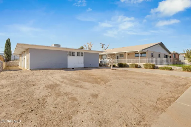 1519 Passero Dr, El Paso, TX 79903