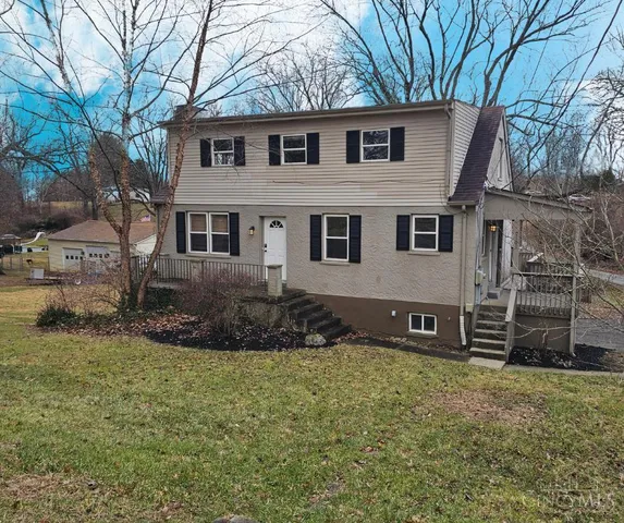 9103 Zoellner Rd, Cincinnati, OH 45251