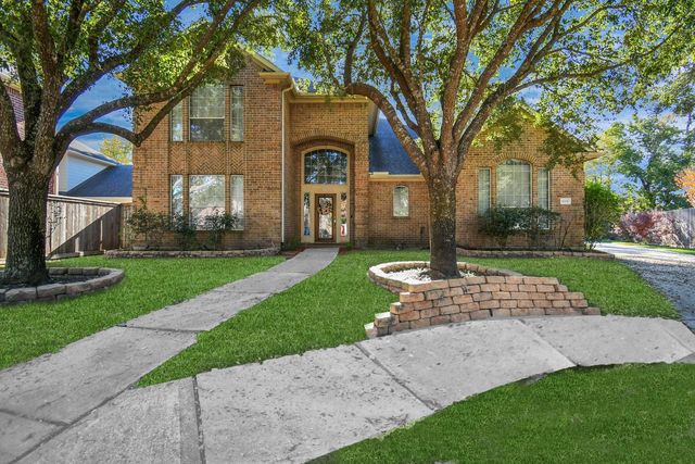 8006 Clearwater Xing, Humble, TX 77396