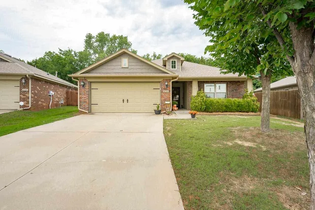 4531 Prescot Dr, Stillwater, OK 74074