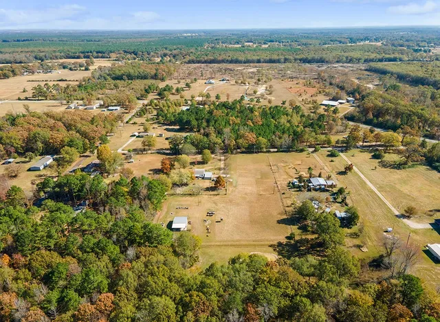 399 County Road 3015, New Boston, TX 75570