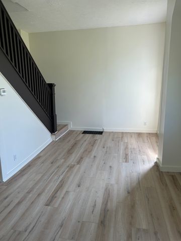 219 Montgomery Ave, Springfield, OH 45506