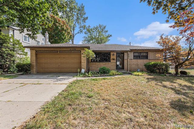 2338 Walter Ave, Warren, MI 48092