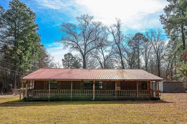 121 Mellinger Dr, El Dorado, AR 71730