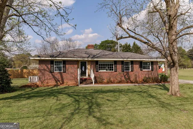 805 Cloverhurst Dr, Washington, GA 30673