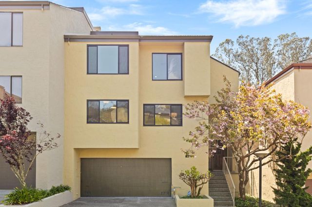 112 Galewood Cir, San Francisco, CA 94131