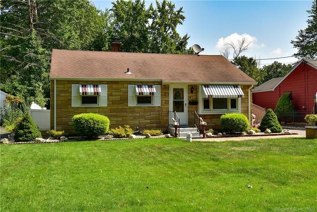 38 Goodwin Park Rd, Wethersfield, CT 06109