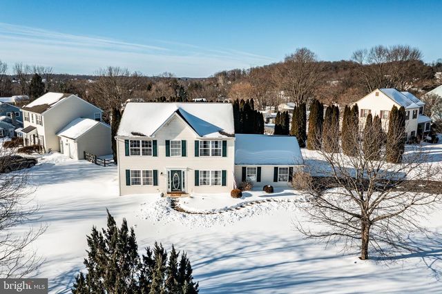 10 Walden Way, Coatesville, PA 19320