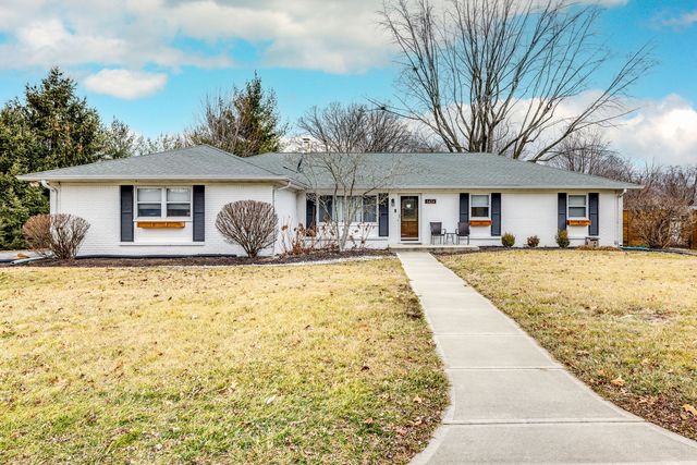 6424 Meridian Woods Blvd, Indianapolis, IN 46217