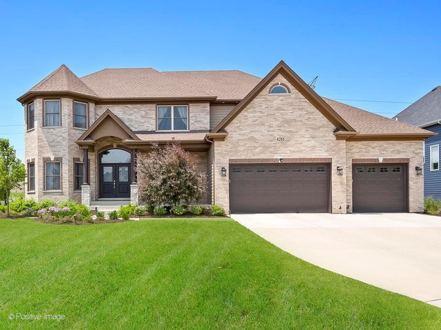 4251 Chinaberry Ln, Naperville, IL 60564