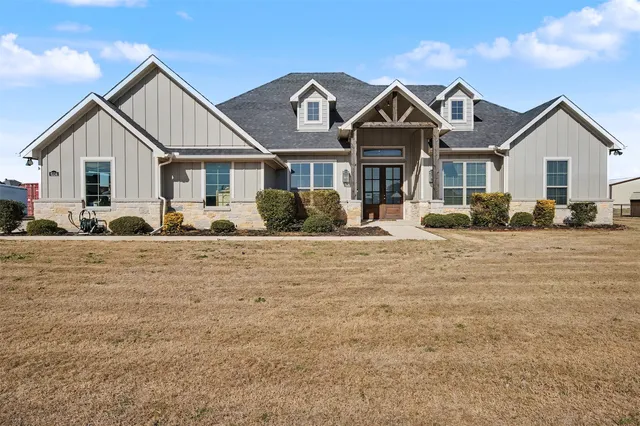 6334 Rustic Edge St, Godley, TX 76044
