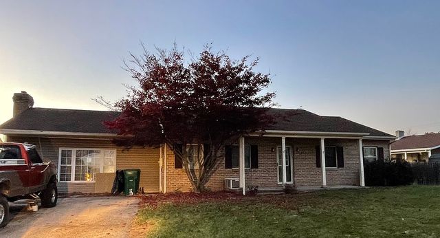 2A Hickory Ave, Gettysburg, PA 17325