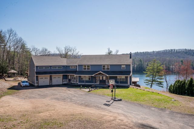 2R W  Lakeview Dr, Granby, CT 06035