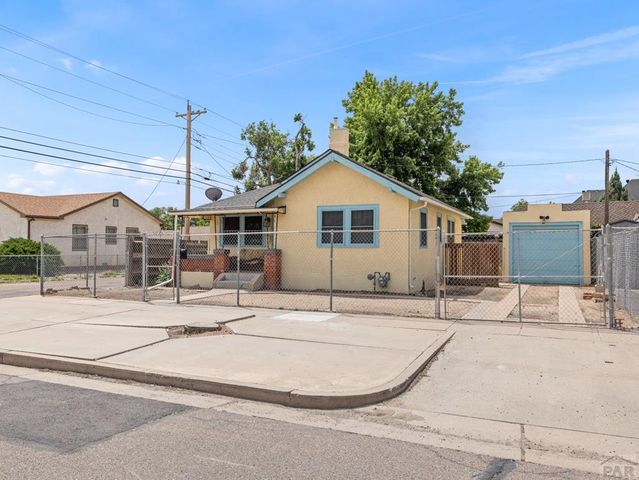 1128 W  Summit Ave, Pueblo, CO 81004