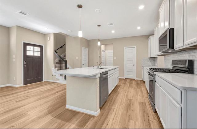 16104 Oregon Oak Dr, Houston, TX 77084
