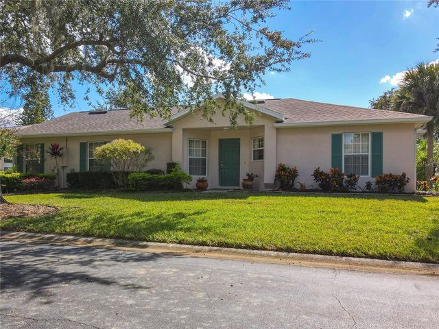 325 Bell Tower Xing W, Poinciana, FL 34759