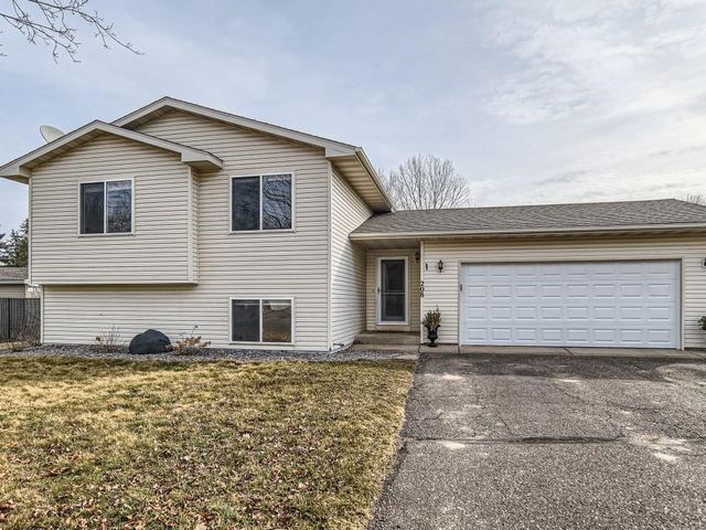 208 Willow St, Somerset, WI 54025
