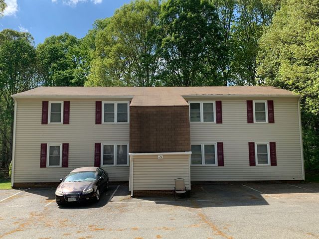 126 Moss Creek Dr #201, Forest, VA 24551