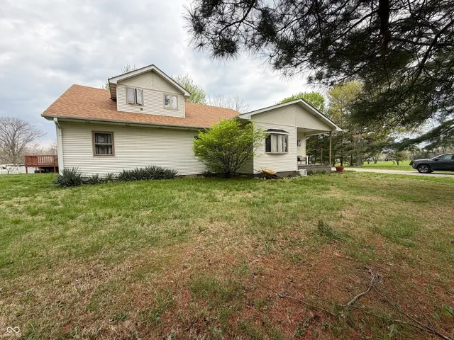 686 E  Wood Ave, Clinton, IN 47842