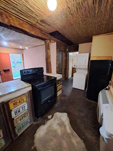 557 N  Limestone #3, Lexington, KY 40508