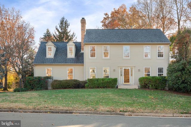 13813 Foggy Hills Ct, Clifton, VA 20124