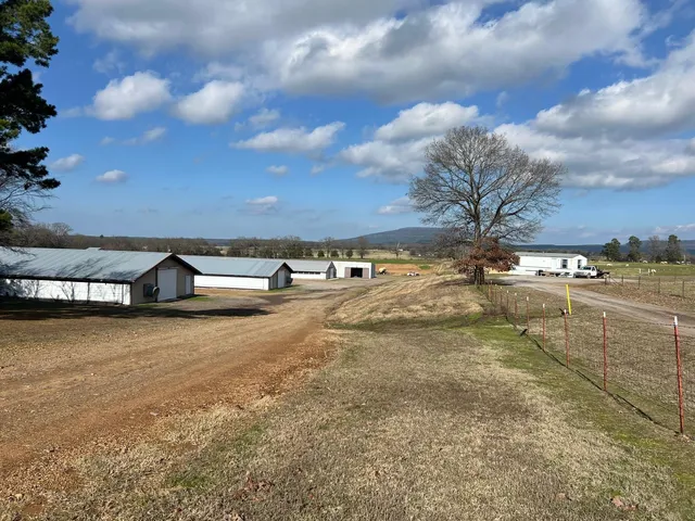 1048 Jewel Rd, Waldron, AR 72958