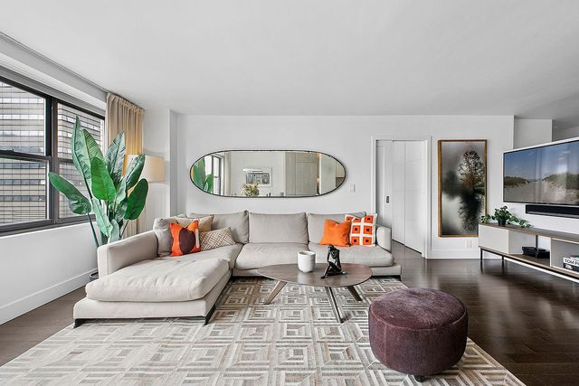 7 E  14th St #1406, Manhattan, NY 10003