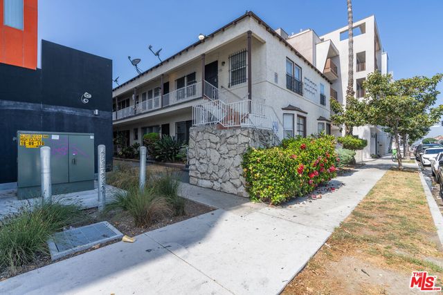 6519 Crenshaw Blvd, Los Angeles, CA 90043