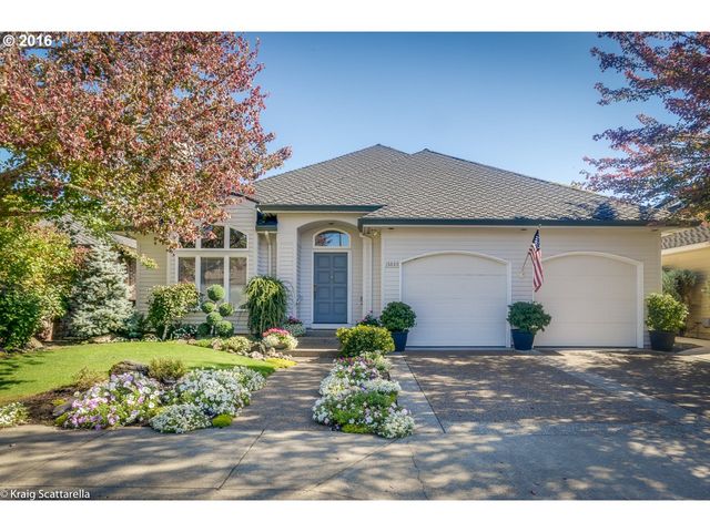 15669 NW Saint Andrews Dr, Portland, OR 97229