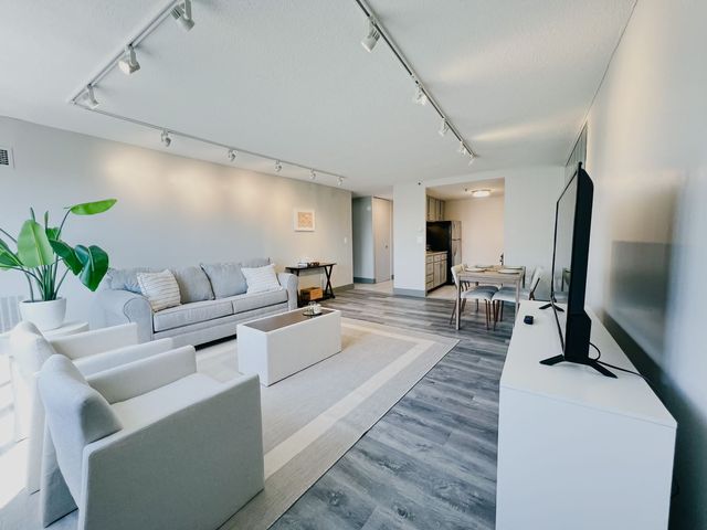 100 Wells St #0B-1Ba-600Sqft, Hartford, CT 06103
