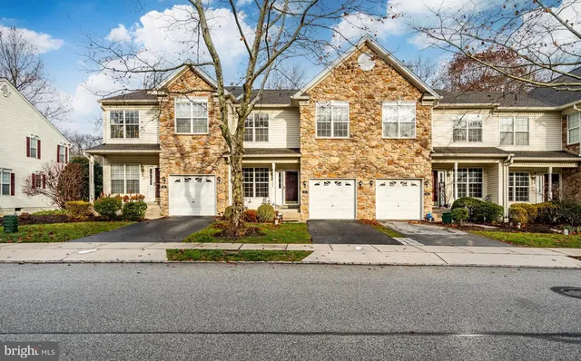 143 Birchwood Dr, West Chester, PA 19380