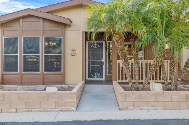 69525 Dillon Rd #129, Desert Hot Springs, CA 92240
