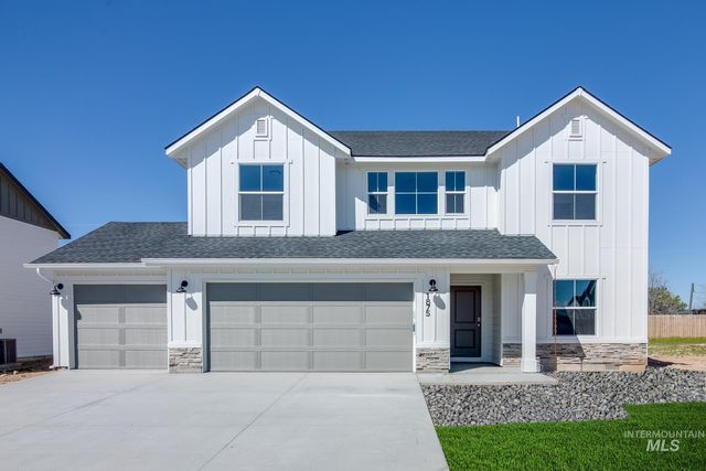 1875 SW Besra Dr, Mountain Home, ID 83647