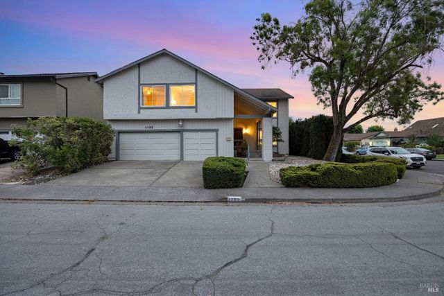 1702 Capistrano Drive, Petaluma, CA 94954