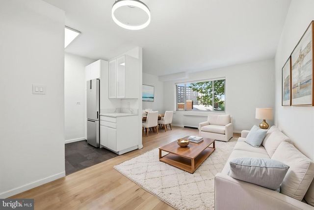 2755 Ordway St NW #203, Washington, DC 20008