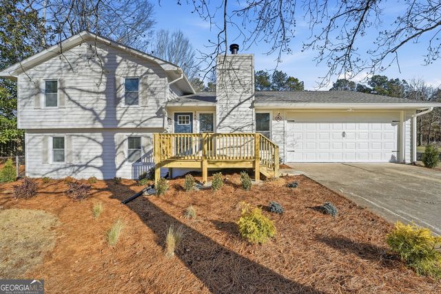 145 Timbermill Cir, Carrollton, GA 30116
