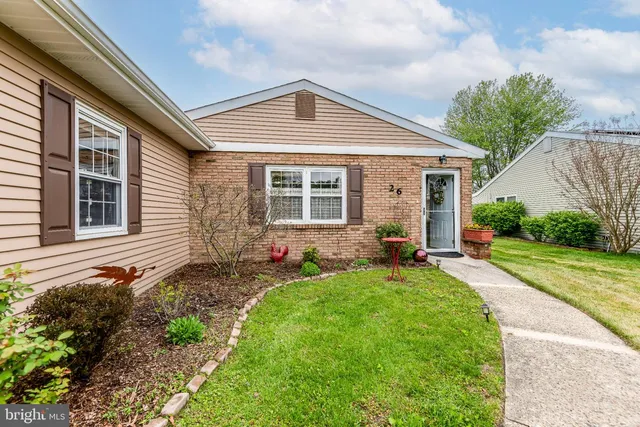 26 Thornbury Pl, Vincentown, NJ 08088