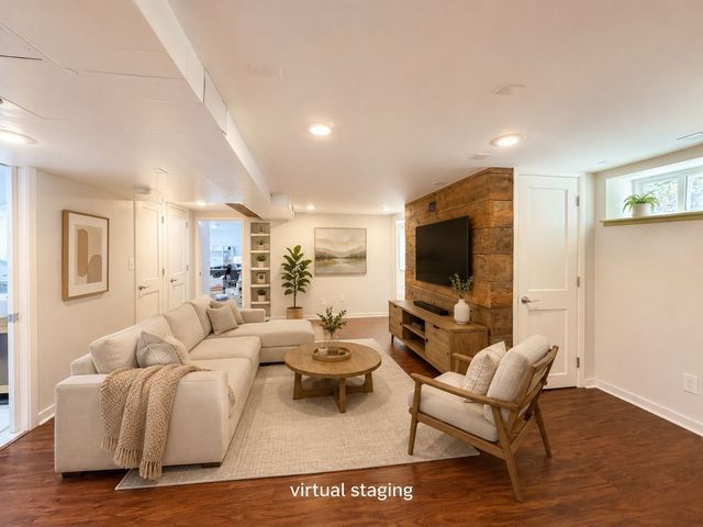 631 Jackson St, Denver, CO 80206