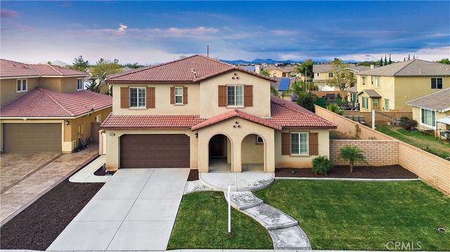 35045 Orchard Crest Ct, Winchester, CA 92596