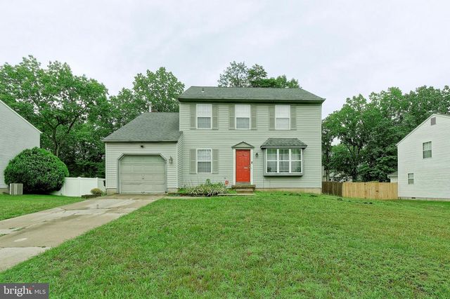77 Rosalind Cir, Sicklerville, NJ 08081