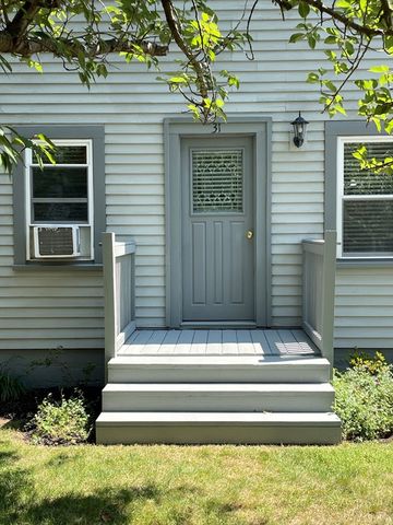 31 Stockholm St, Bellingham, MA 02019