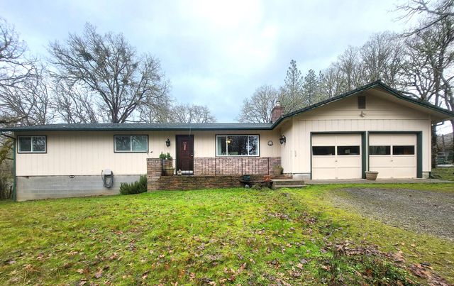2007 Foots Creek L Fork Rd, Gold Hill, OR 97525