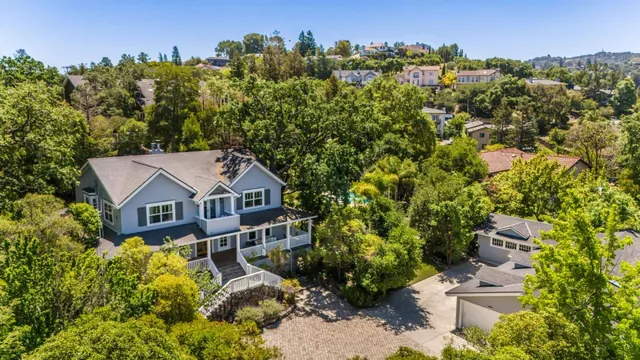 1353 Edgewood Rd, Redwood City, CA 94062