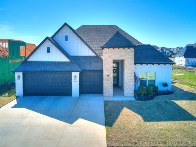 13642 S  21st Pl E, Bixby, OK 74008