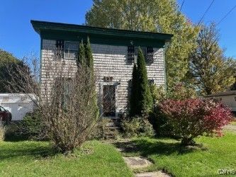17 Park St, Richfield Springs, NY 13439